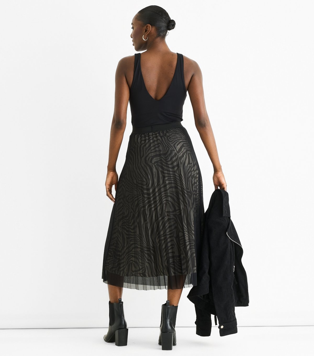 Gini London Women's Black Zebra Print Mesh Pleated Midi Skirt Gini London New Look - 4