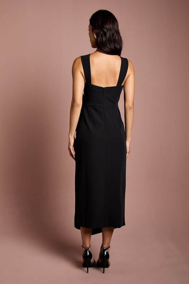 Coast Coast Women's Corsage Pleated Pencil Dress in Black - 3