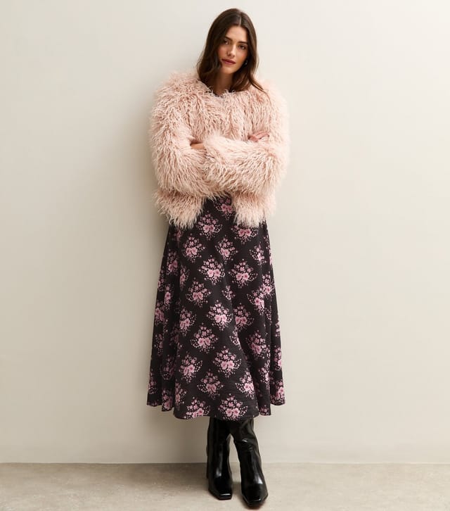 New Look Women's Black Floral Print Flutter Sleeve Tie Neck Midi Dress New Look - 2