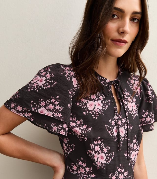 New Look Women's Black Floral Print Flutter Sleeve Tie Neck Midi Dress New Look - 3