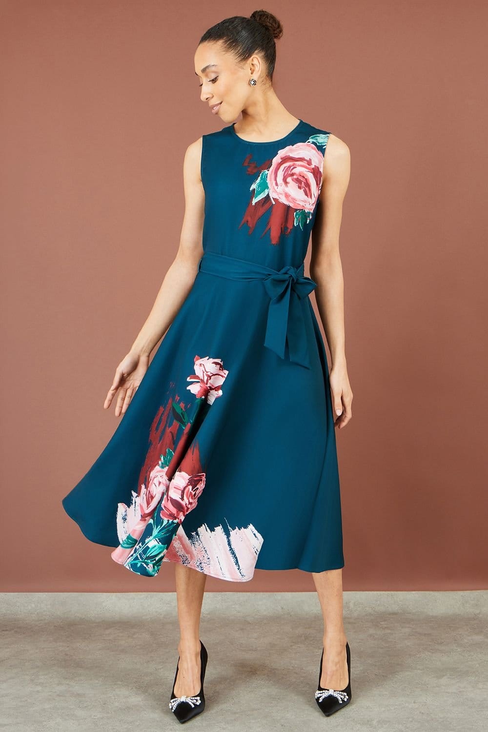 Yumi Yumi Women's Abstract Floral Skater Midi Dress in Green - 4