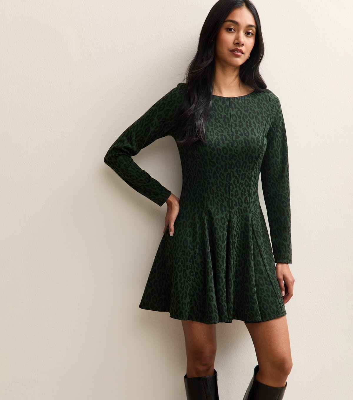 New Look Women's Green Animal Pattern Long Sleeve Skater Mini Dress New Look