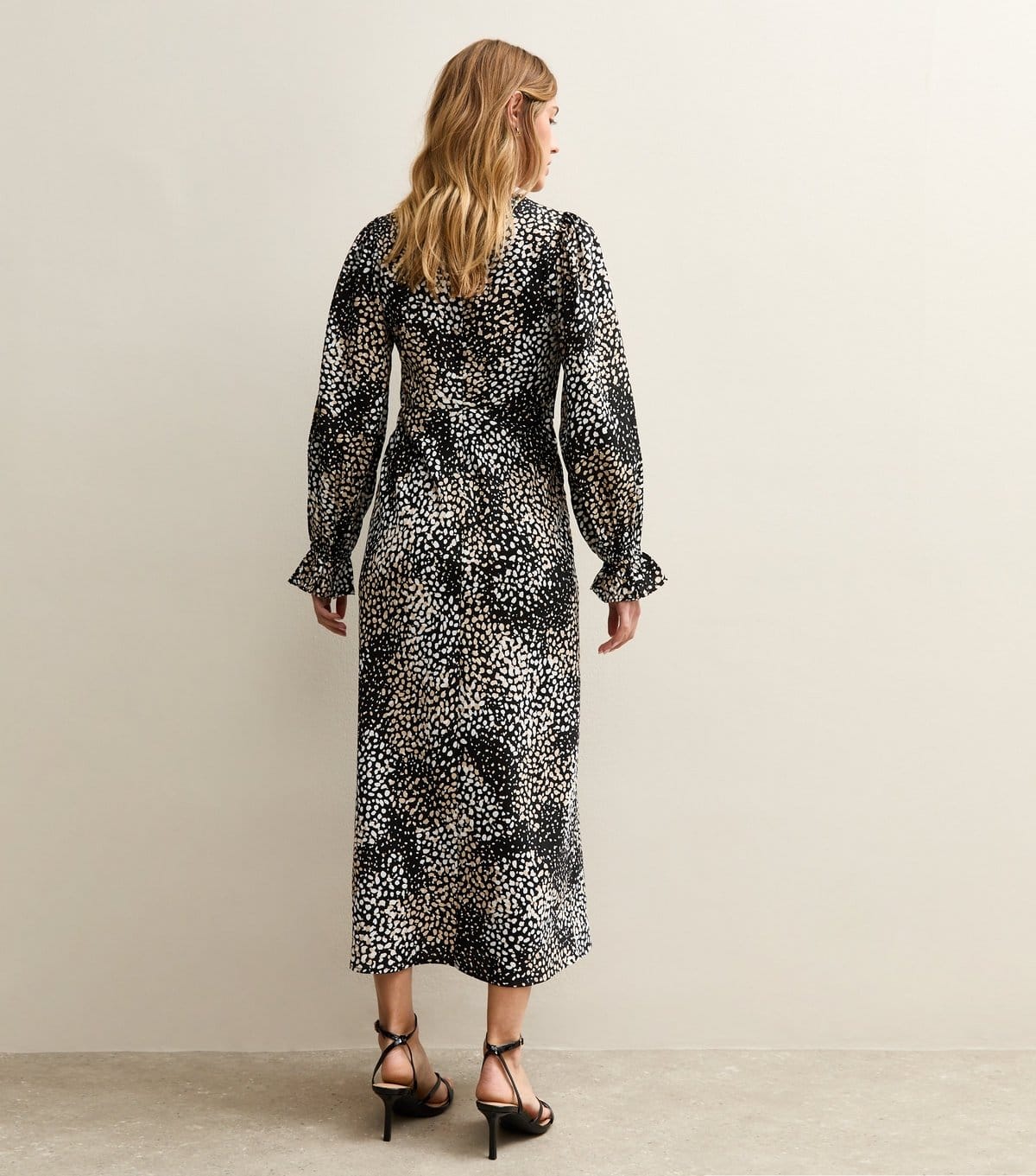 New Look Women's Black Spot Pattern Long Sleeve Midi Dress New Look - 4
