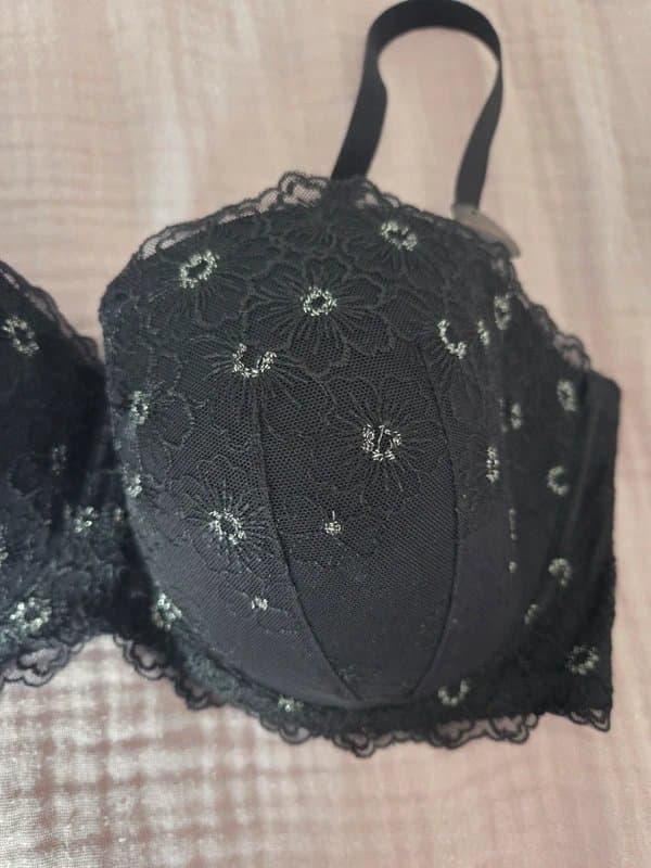 New Look New Look Black Push Up Embroidered Multiway Bra 38DD