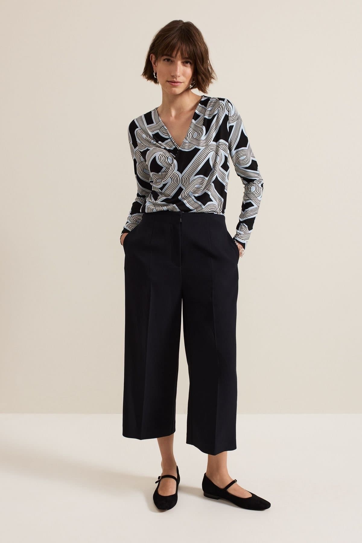 Phase Eight Phase Eight Women's Aubrielle Copper Culotte in Black