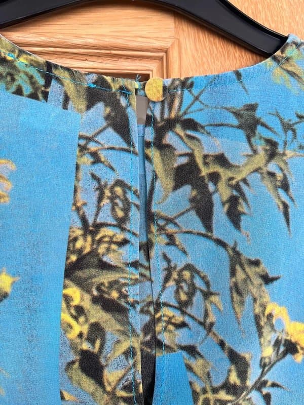 Topshop Topshop blue/yellow sleeveless top