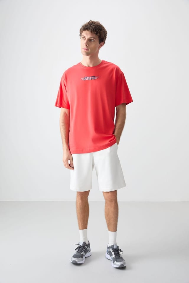 Tommy Life Tommy Life Men's Oversized Cotton Logo T-Shirt in Red - 2