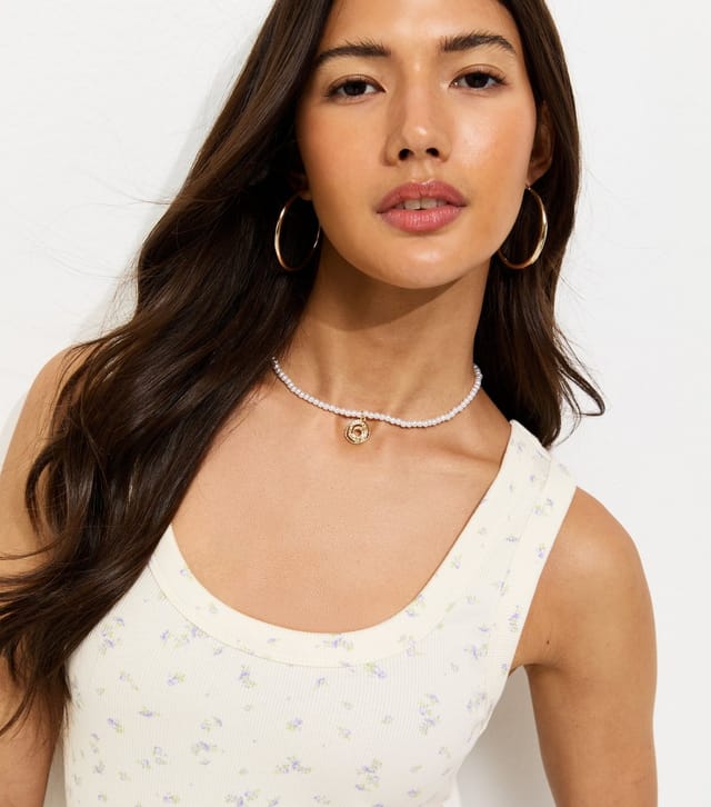 New Look Women's White Floral Print Wide Strap Scoop Neck Vest New Look - 3