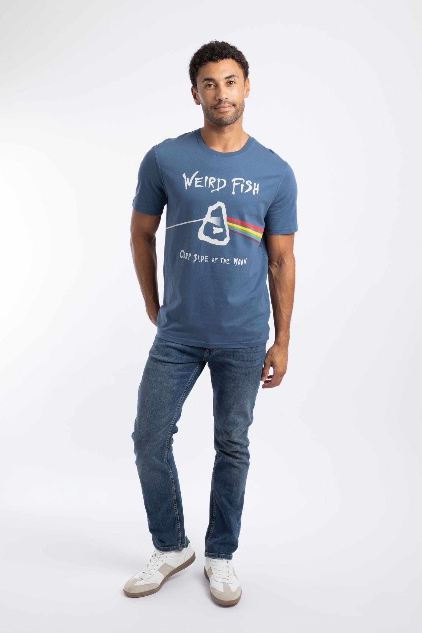 Weird Fish Weird Fish Men's Carp Side Front Print Artist T-Shirt in Bright Blue - 4