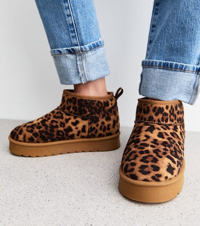 New Look Women's Brown Leopard Print Faux Suede Faux Fur-Lined Chunky Boots Vegan New Look - 2