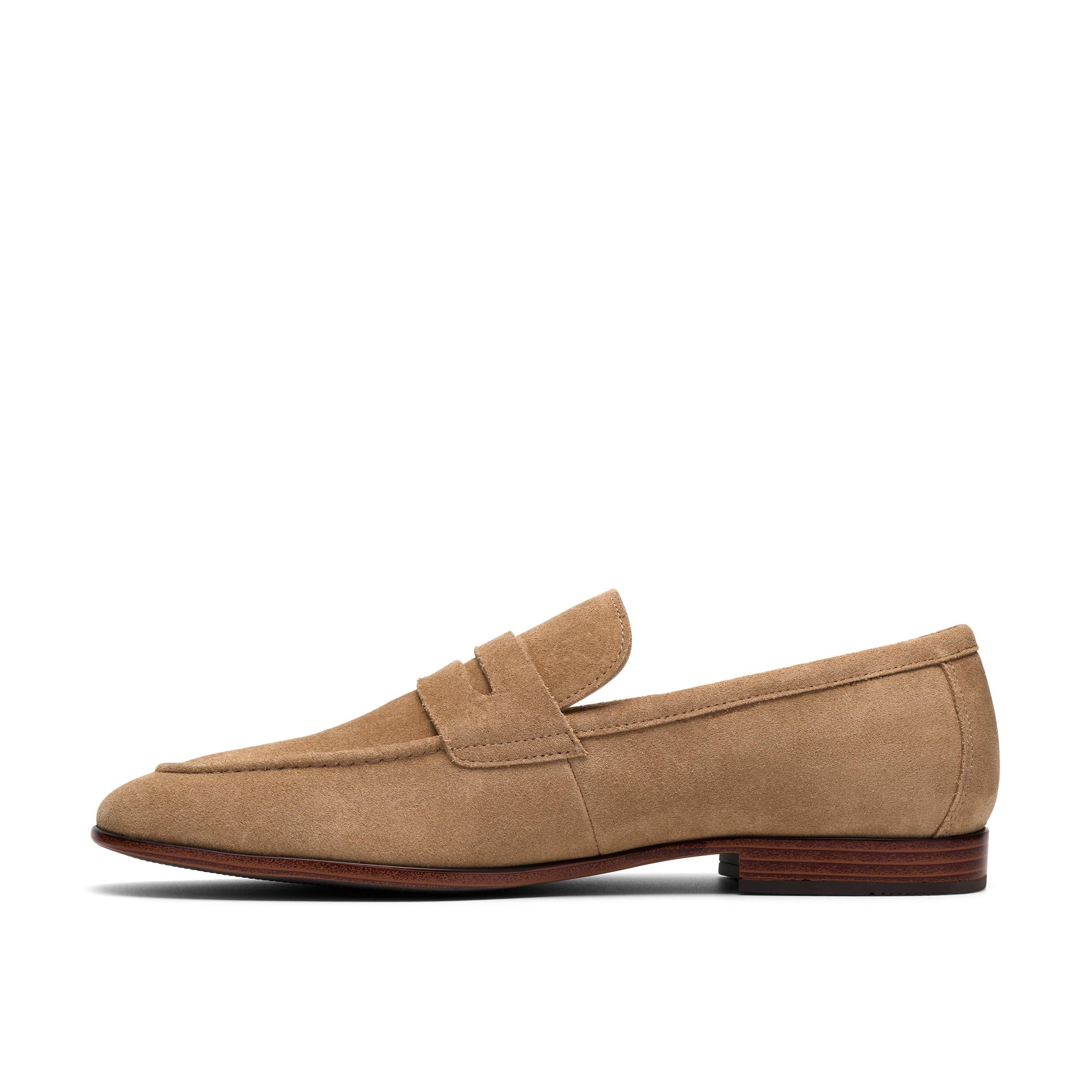 Clarks Clarks Men's Winsford Easy Sand Suede Loafers, Slip Ons in Beige - 2