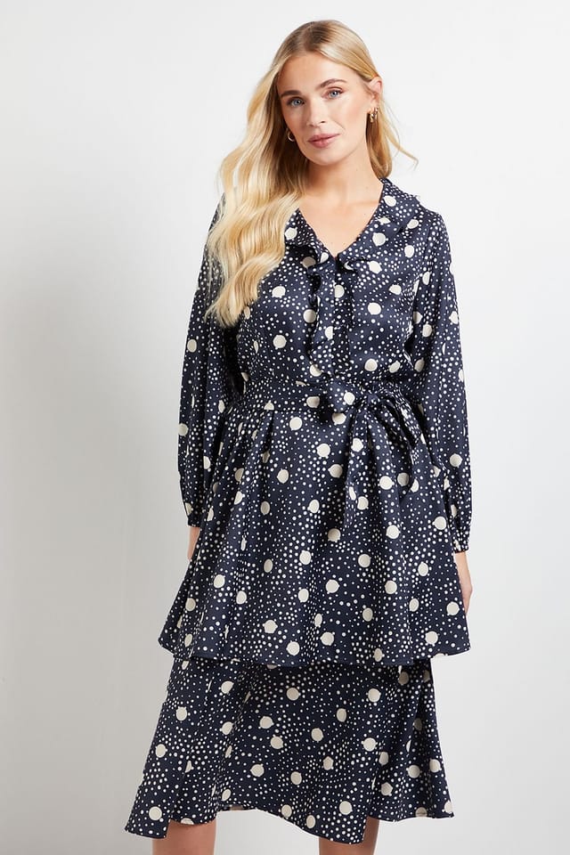 Wallis Wallis Women's Petite Floral Ruffle Midi Dress in Navy - 2