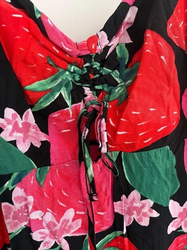 New Look Pretty strawberry summer dress