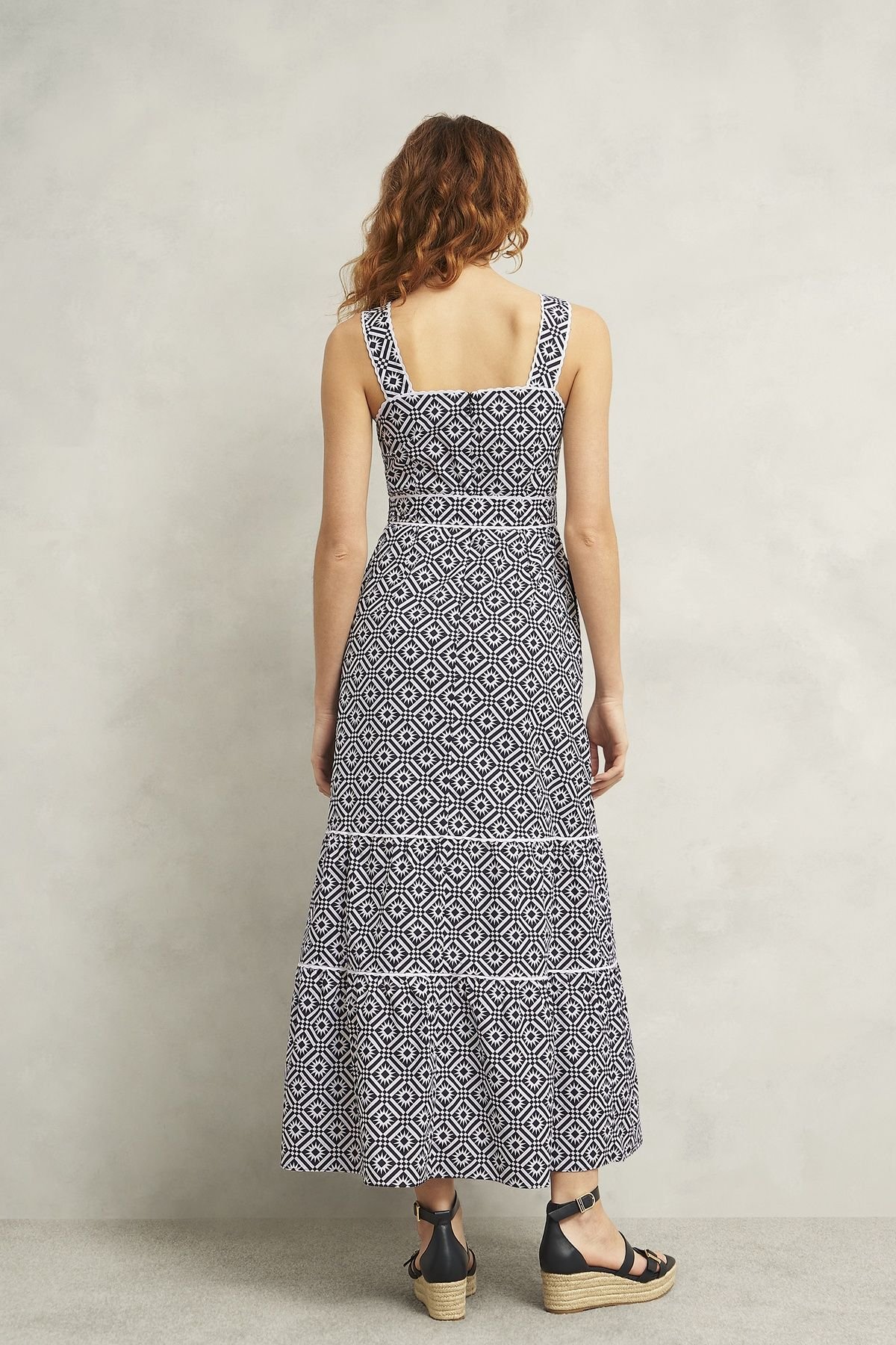 Hobbs London Hobbs London Women's Kara Tie Waist Printed Midi Dress in Navy - 4