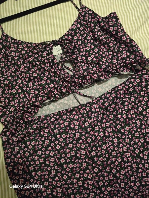 ASOS Asos womans floral jumpsuit size 18