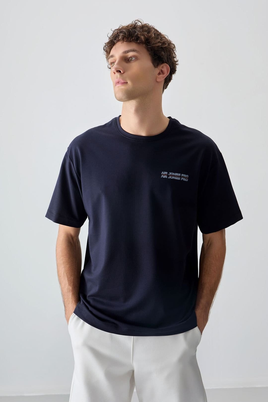 Tommy Life Tommy Life Men's Oversized Printed Cotton Jersey T-Shirt in Navy - 4