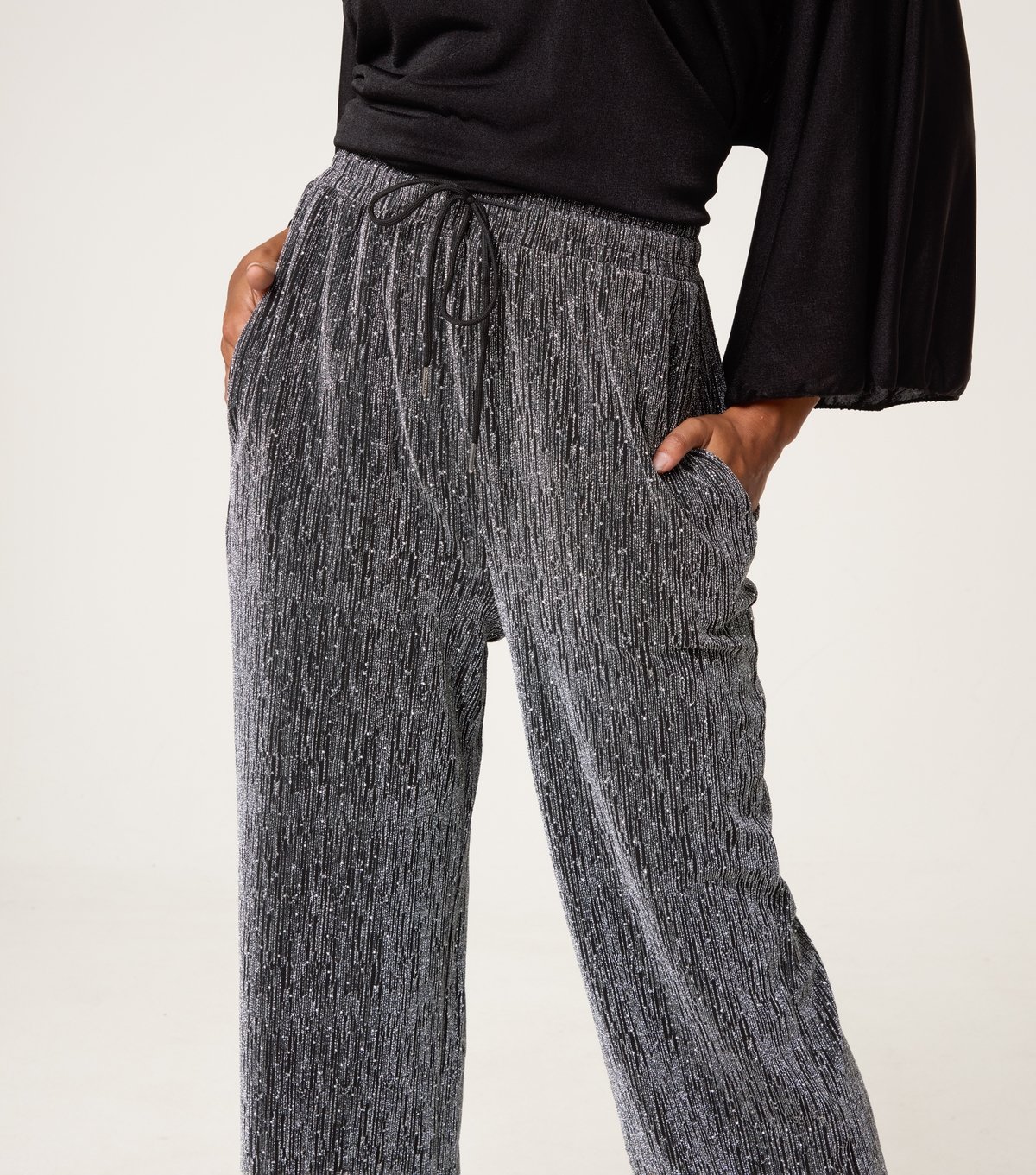 Blue Vanilla Women's Silver Diamante Embellished Trousers Blue Vanilla New Look - 4