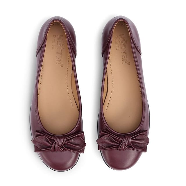 Hotter Hotter Women's Wide Fit 'Jewel' Ballerina Pumps in Maroon - 3