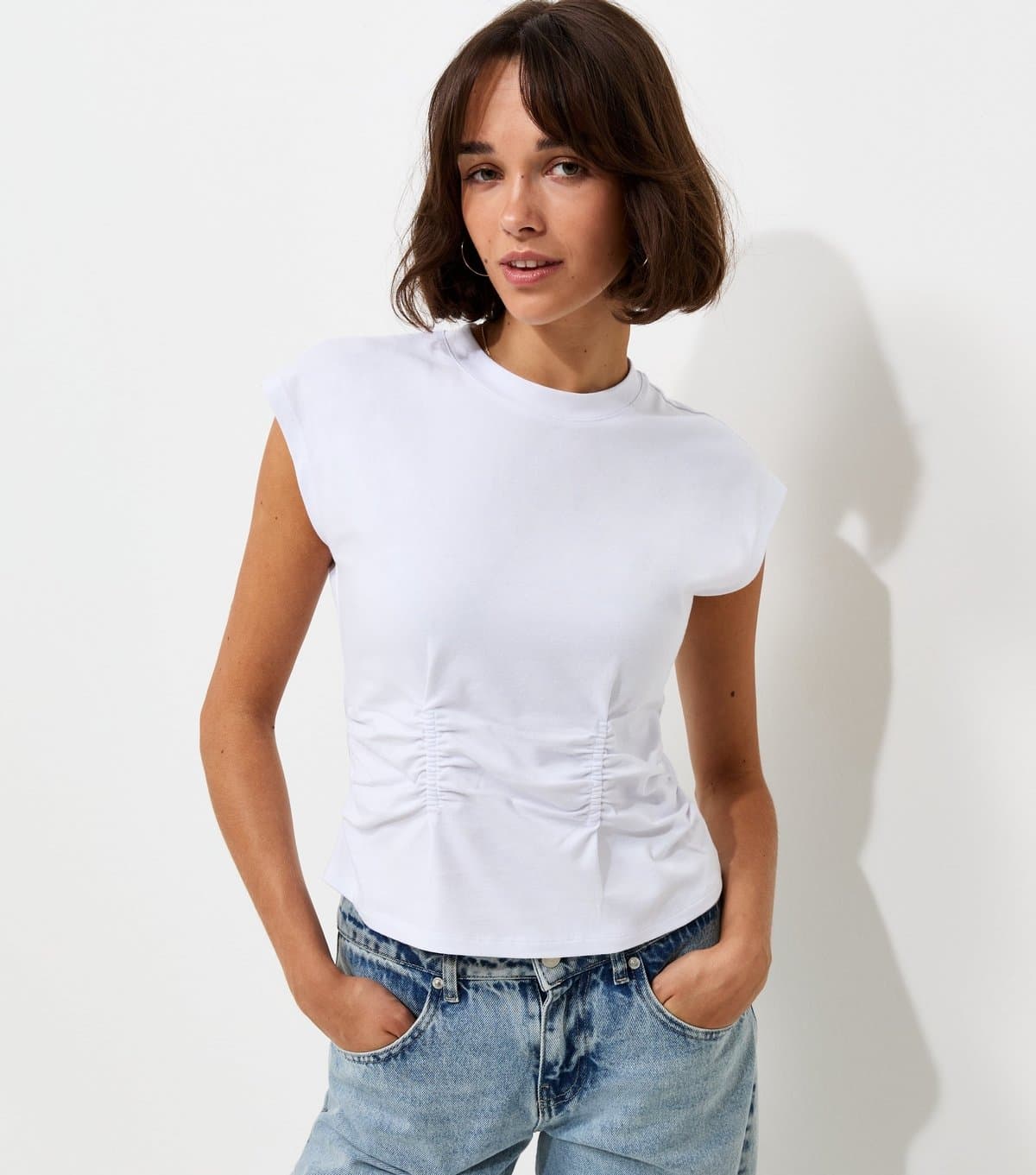 New Look Women's White Cotton Rich Ruched Waist Cap Sleeve T-Shirt New Look