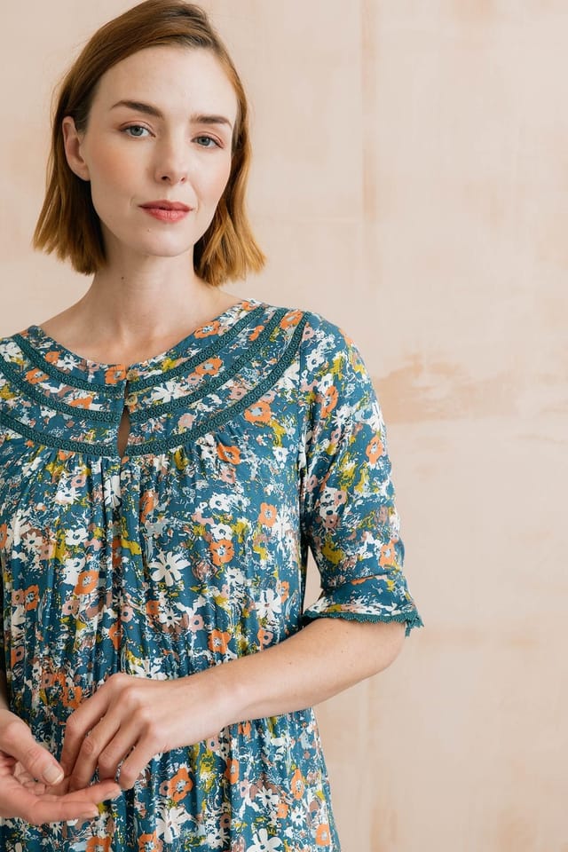 Lily & Me Lily & Me Women's Solaris Ditsy Print Midi Dress in Blue - 2