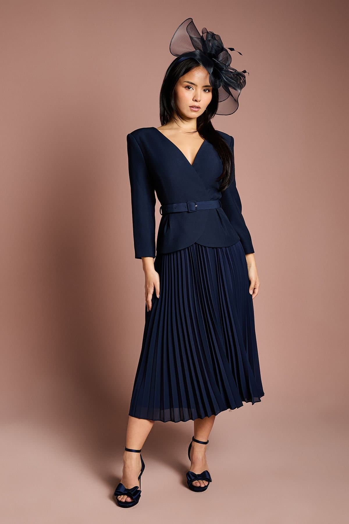 Coast Coast Women's Petite Crepe Bodice Long Sleeve Pleated Midi Dress in Navy