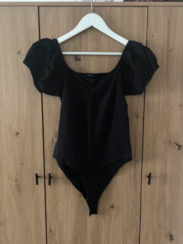 ASOS ASOS puff sleeve bodysuit