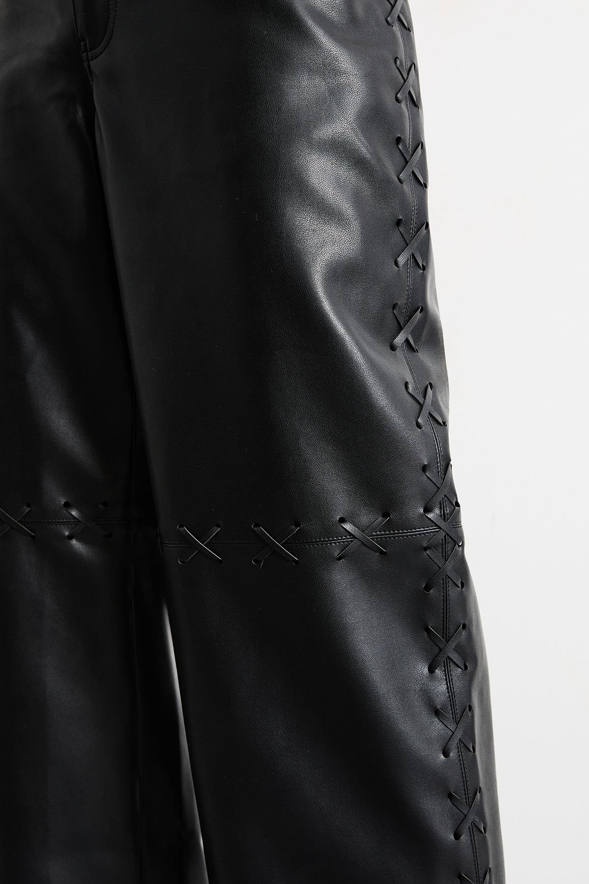 Warehouse Warehouse Women's Faux Leather Whipstitch Detail Straight Leg Trouser in Black - 4