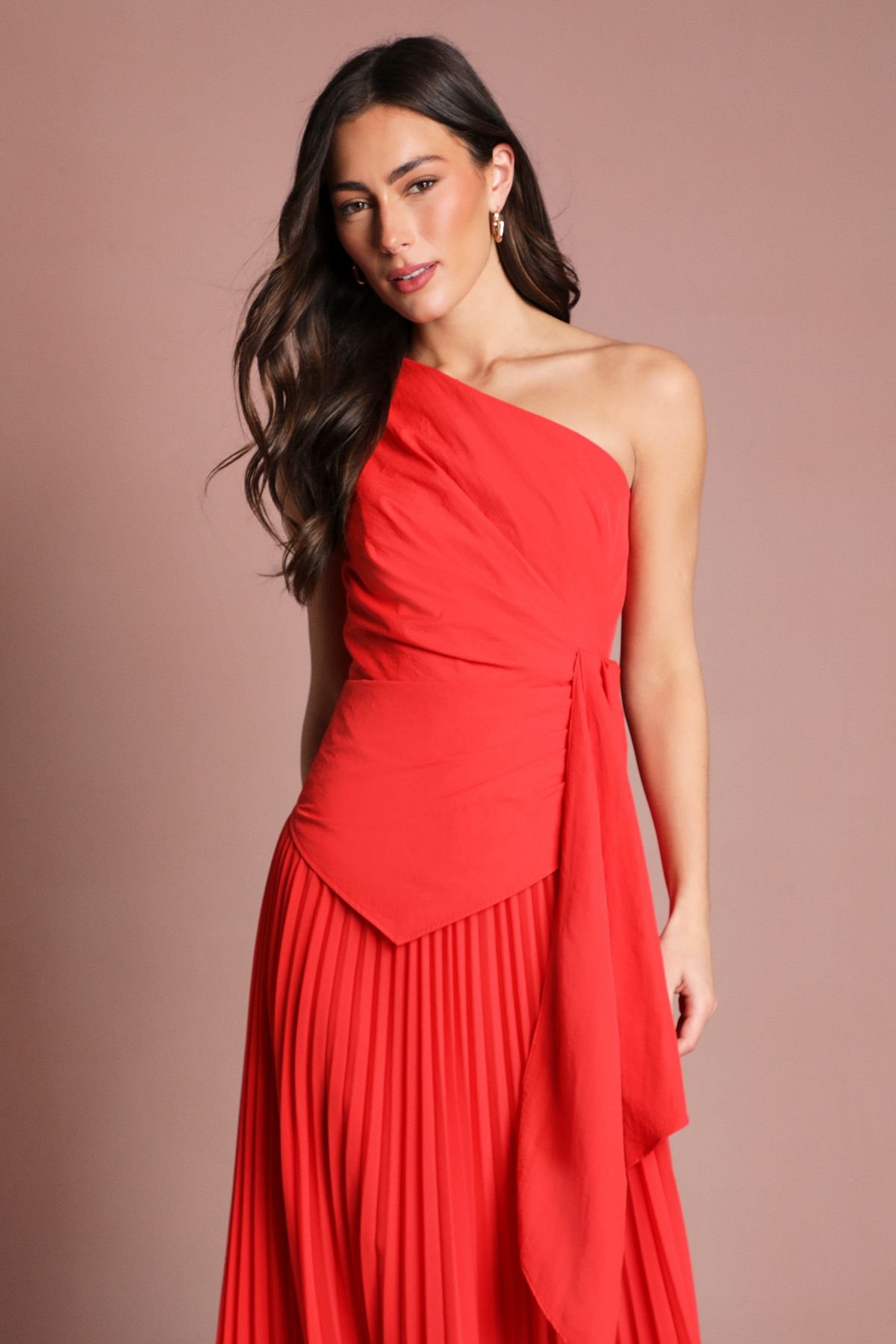 Coast Coast Women's Pleat Drape Detail One Shoulder Midi Dress in Red - 4