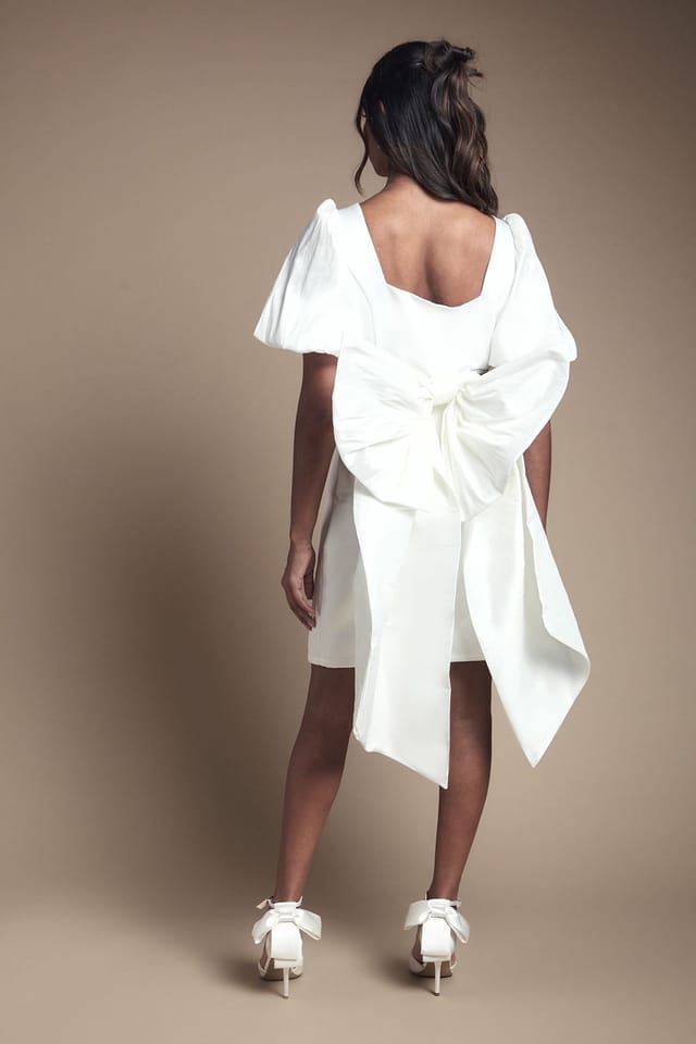 Coast Coast Women's Taffeta Bow Back Puff Sleeve Mini Dress in Ivory - 3