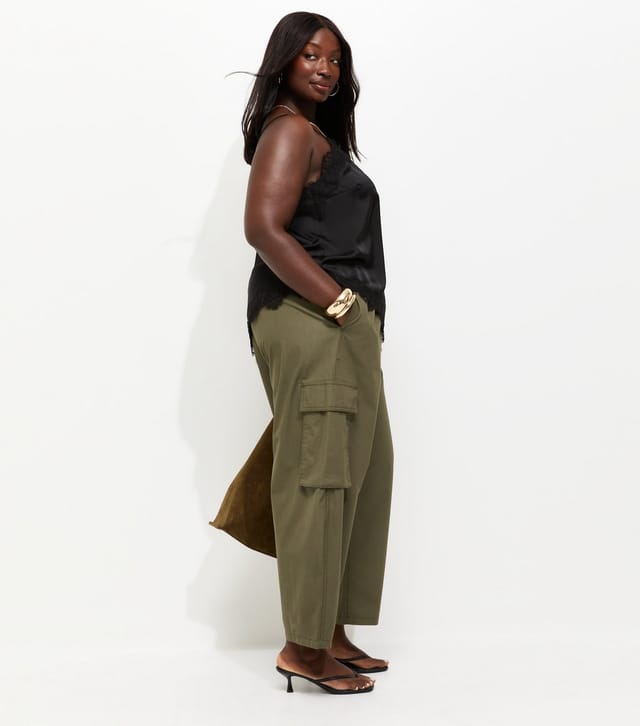 New Look Women's Plus Size Dark Khaki Utility Cargo Trousers Curves New Look - 2
