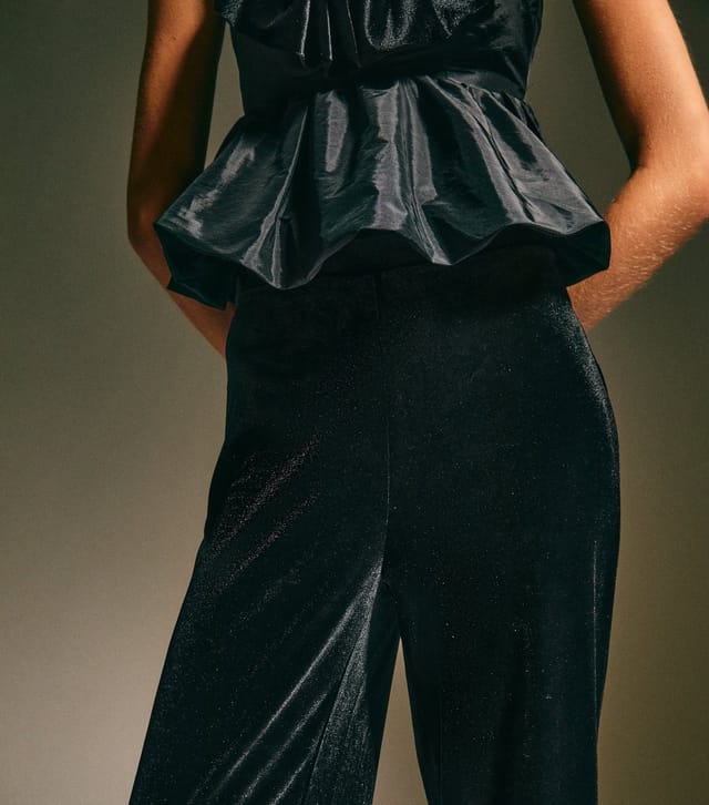 New Look Women's Black Velvet Wide Leg Trousers New Look - 2