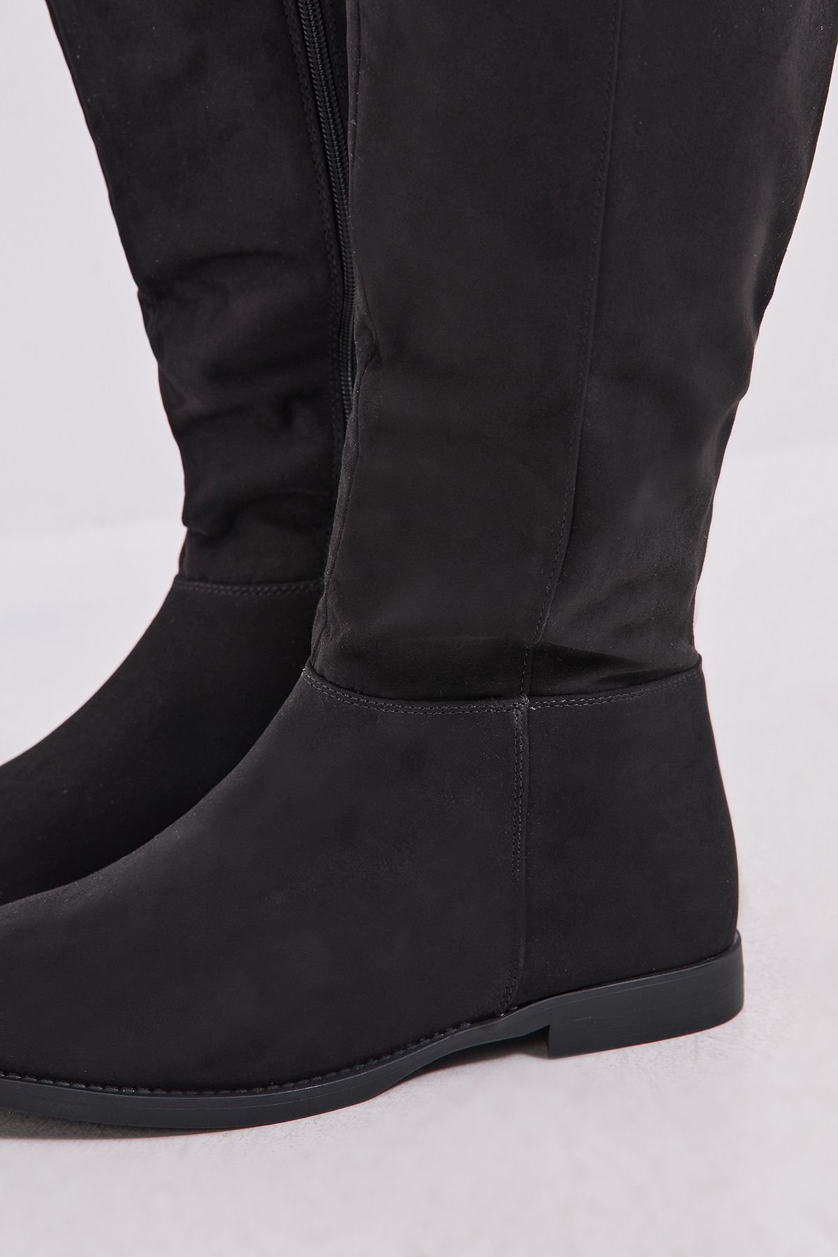 Dorothy Perkins Dorothy Perkins Women's Wide Fit Karla Knee High Flat Boots in Natural Black - 4