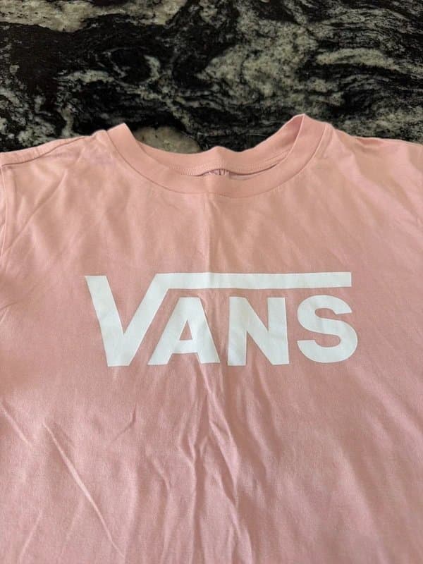 Vans Vans tshirt size adult small pink