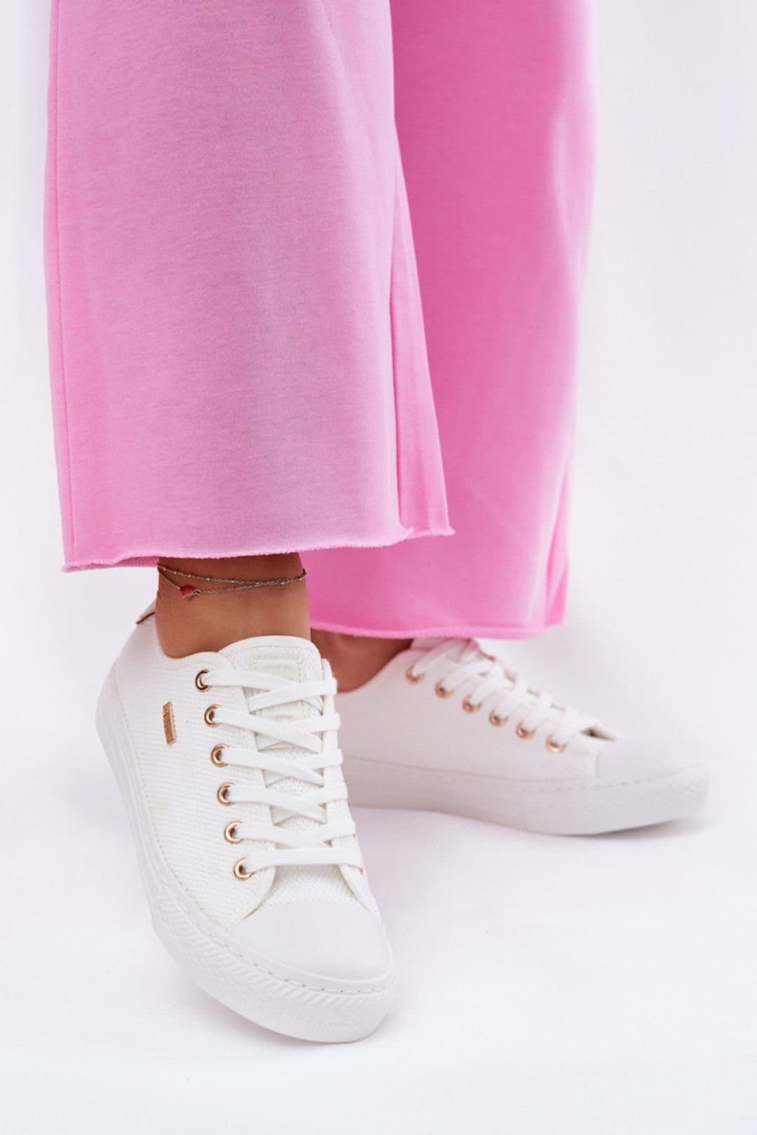 Love Lace Love Lace Women's White Textile Casual Sneakers