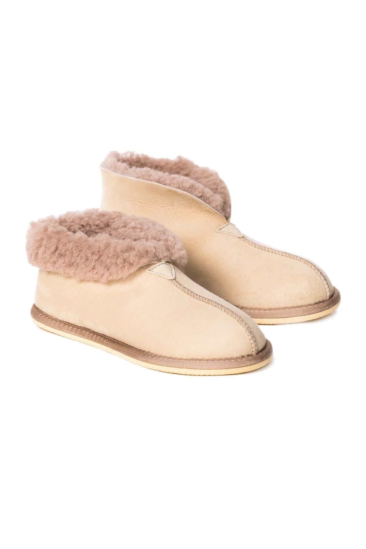 Celtic & Co Celtic & Co Women's ' Shearling Bootee Slippers in Cream