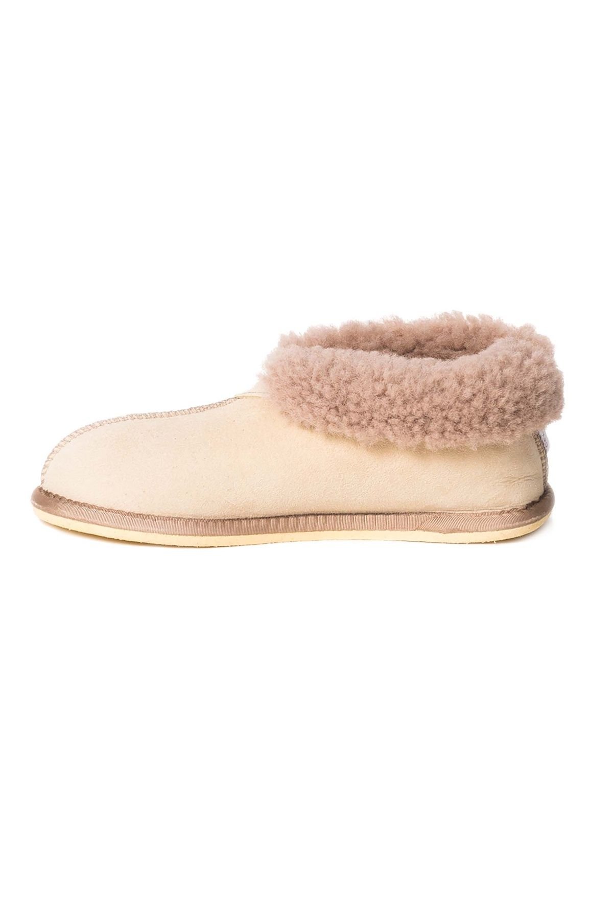 Celtic & Co Celtic & Co Women's ' Shearling Bootee Slippers in Cream - 3