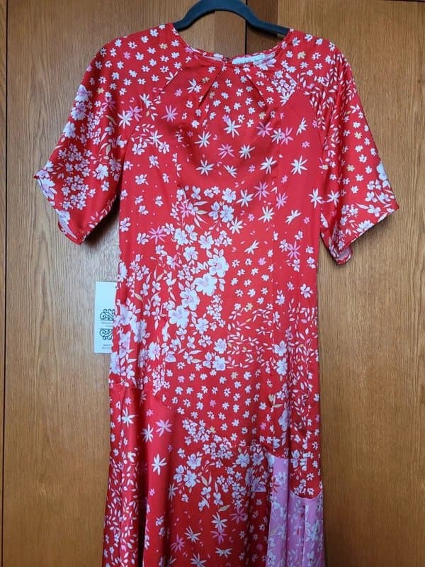 Never Fully Dressed Never fully dressed red floral carmen midi dress size 10