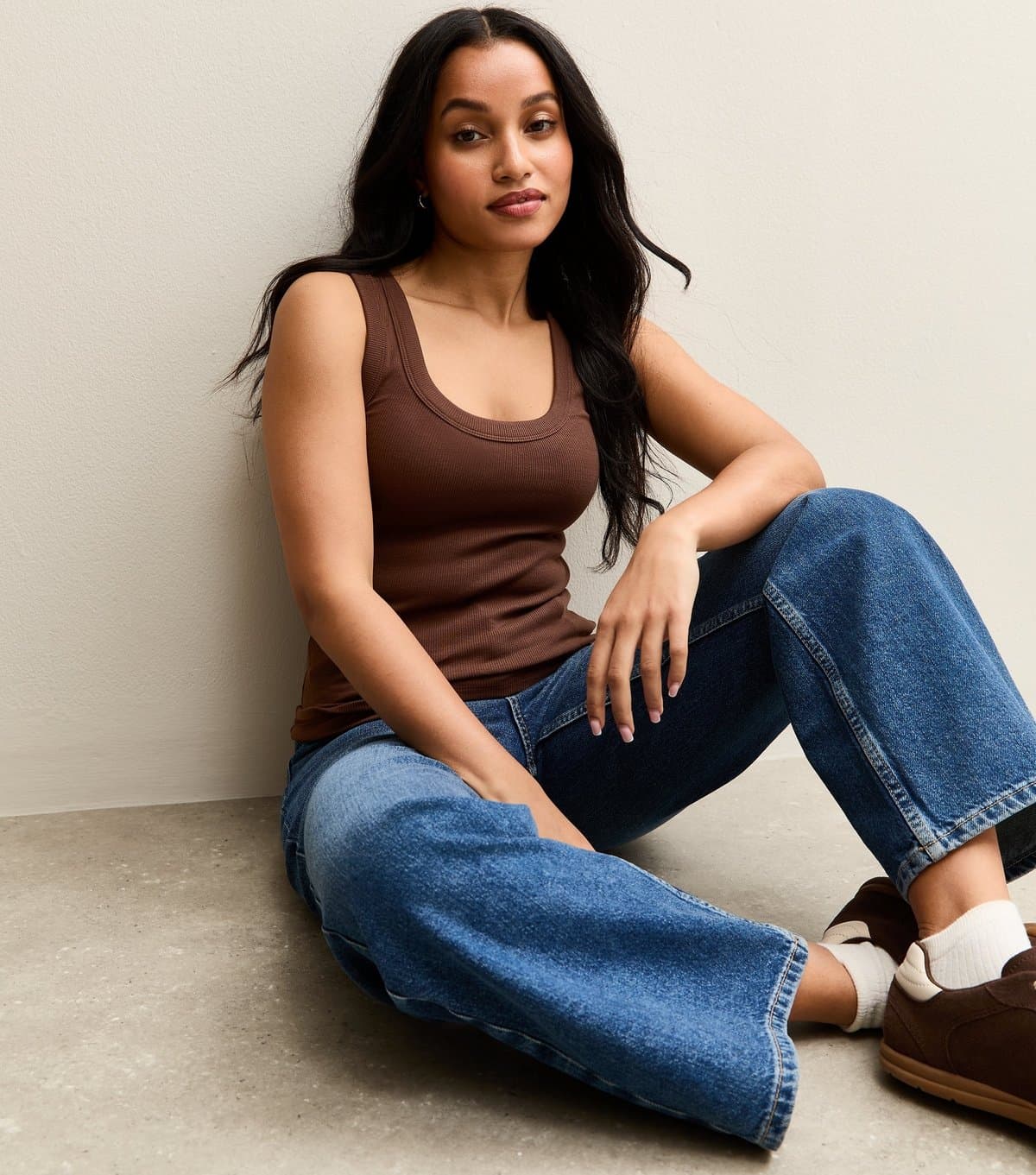 New Look Women's Petite Dark Brown Ribbed Scoop Neck Tank Top New Look