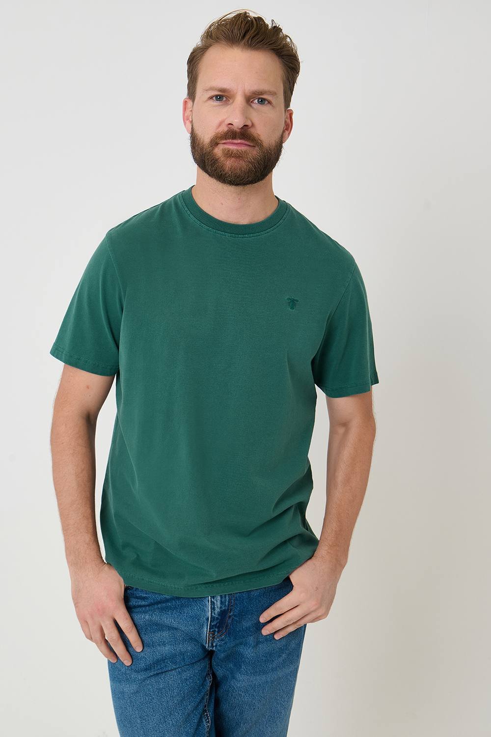 Saltwell Saltwell Men's Garment Dye Cotton Jersey Crew Neck T-Shirt in Bottle Green - 2