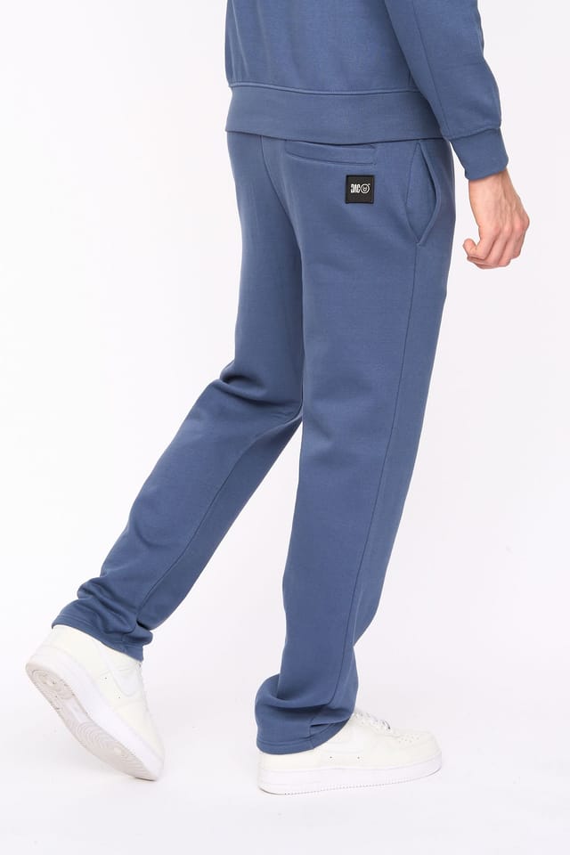 Duck&Cover Duck&Cover Men's Rayland Comfortable Straight-Leg Fleece Joggers in Blue - 2