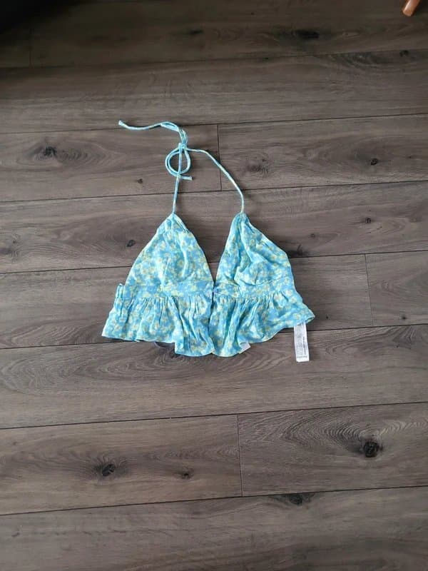 Bershka Berksha Floral Crop Top Size M Box 1