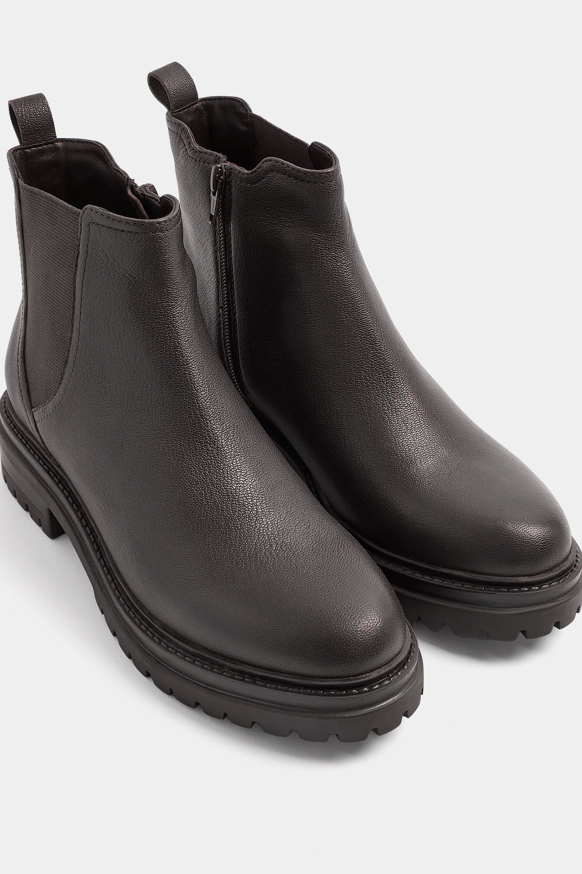 Yours Yours Women's Faux Leather Almond Toe Chelsea Boots In Wide E Fit in Brown