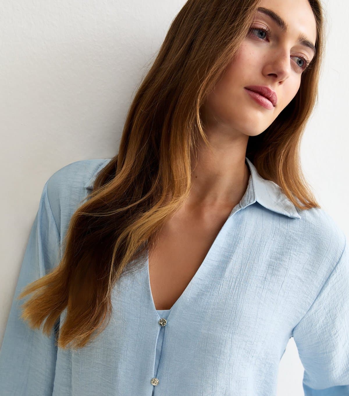 New Look New Look Light Blue Crinkled Cropped Shirt