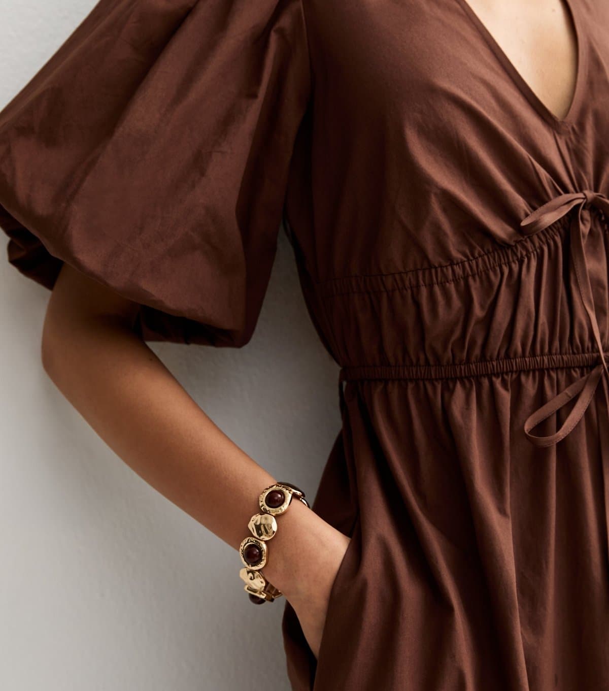 New Look New Look Gold Tone Beaten Texture Stretch Bracelet