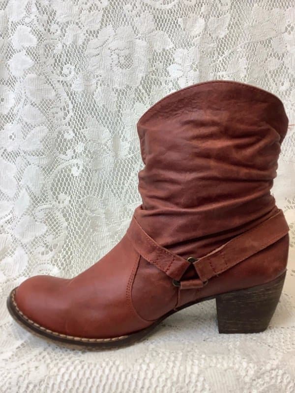 Topshop Ladies Topshop Burgandy Leather Ankle boots size 40, Uk 7