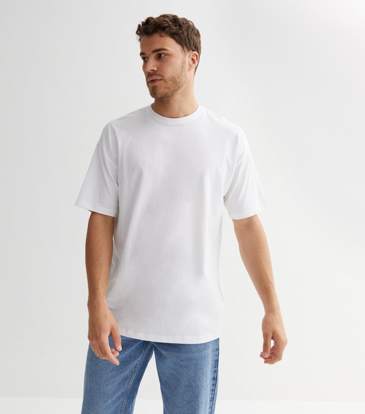 New Look Men's White Crew Neck Oversized T-Shirt New Look - 2