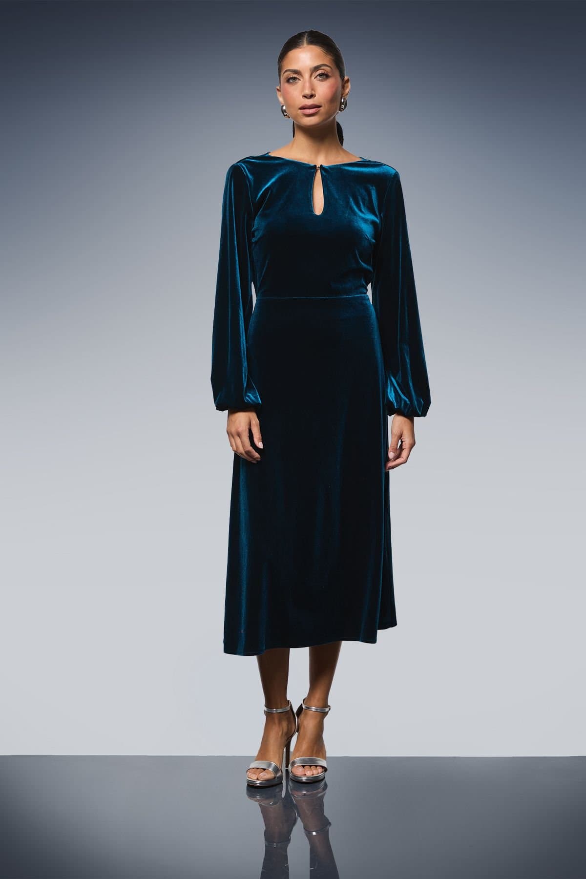 Wallis Wallis Women's Velvet Cowl Back Midi Dress in Teal