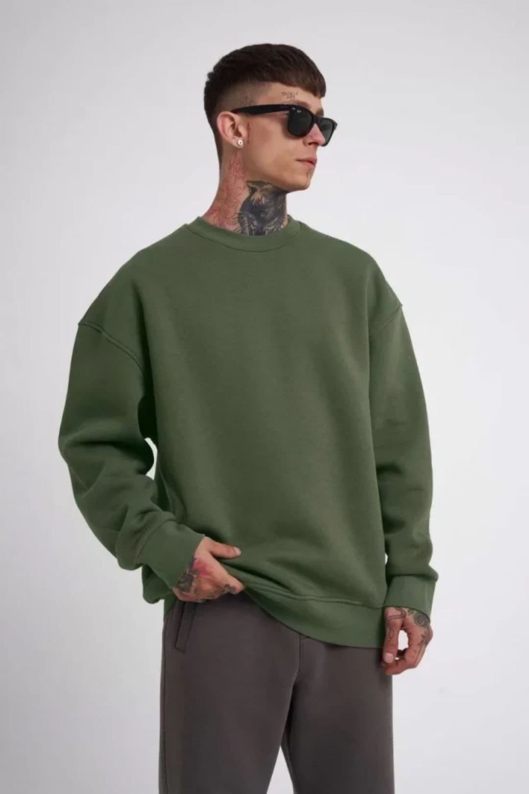 Janes Janes Men's Oversized Crew Neck Sweatshirt with Ribbed Detail in Khaki