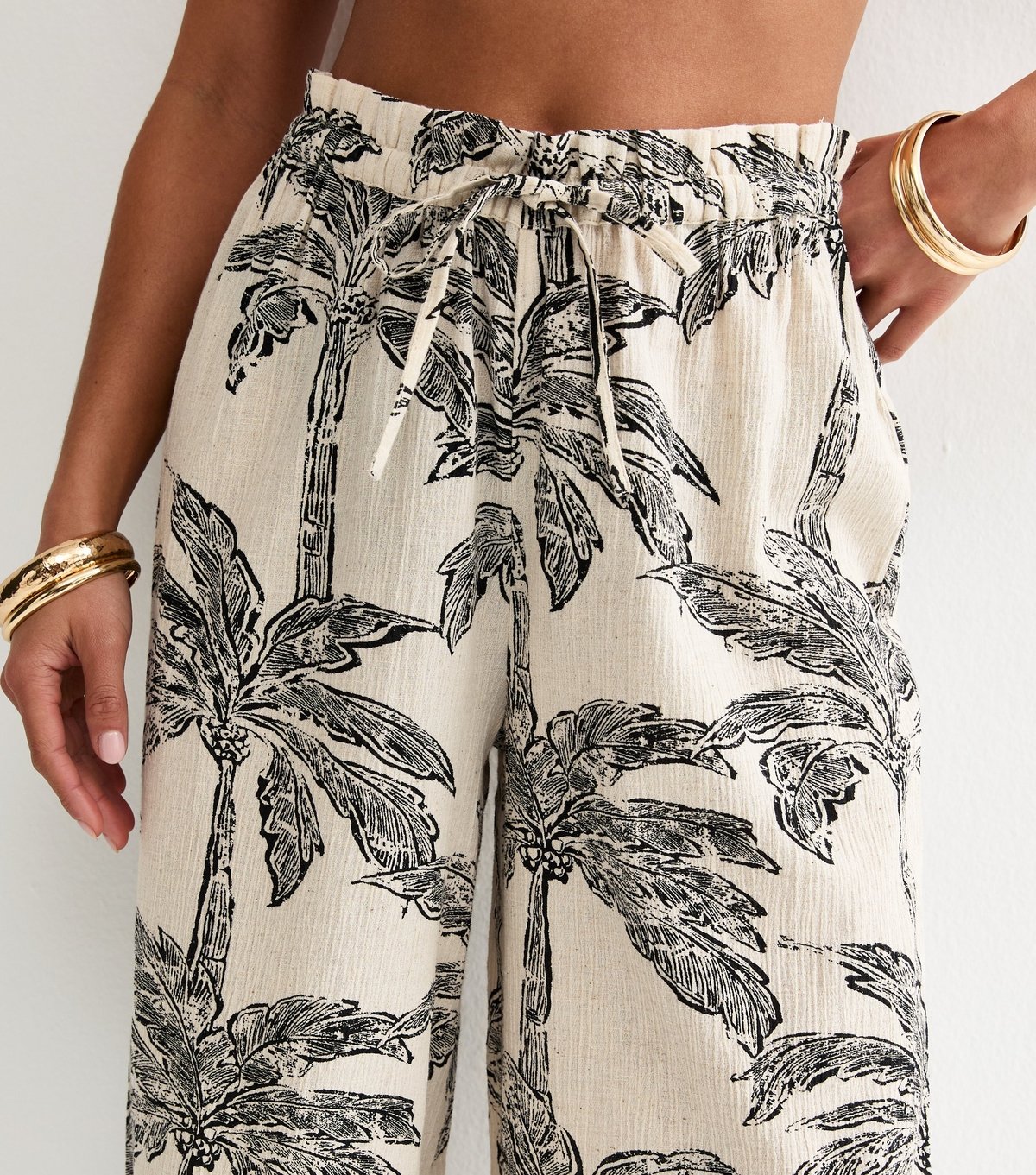 New Look Women's Petite Cream Palm Tree Print Beach Wide Leg Trousers New Look - 2