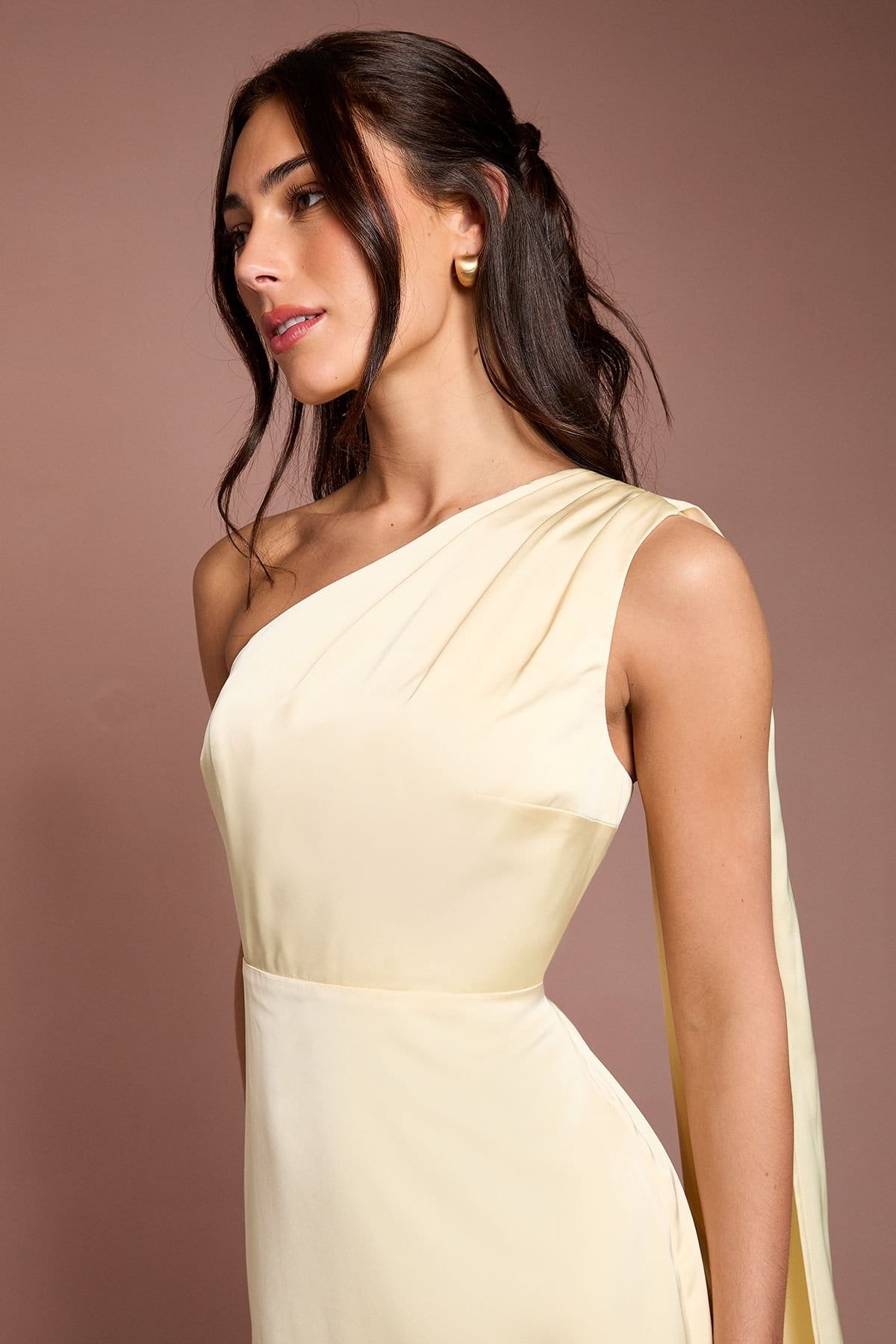 Coast Coast Women's Honoured Petite Drape One Shoulder Satin Maxi Bridesmaid Dress in Lemon - 4